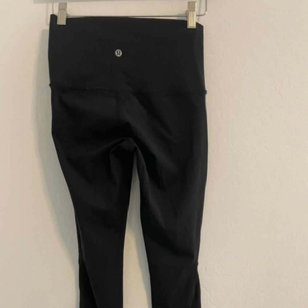 Lululemon Yoga Pants, high waist, mesh Areas ,Black  Sz XS.